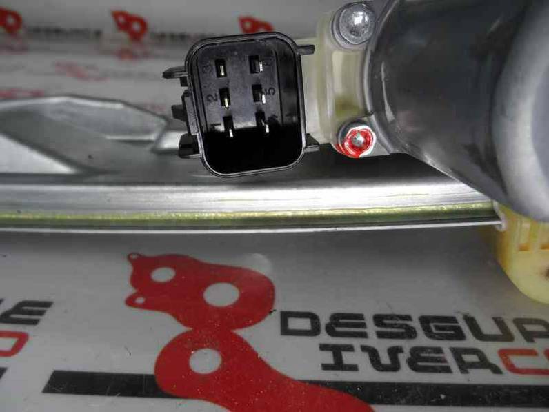 ELEVALUNAS TRASERO DERECHO FORD FOCUS LIM 2015 1.6 TDCI (116 CV)