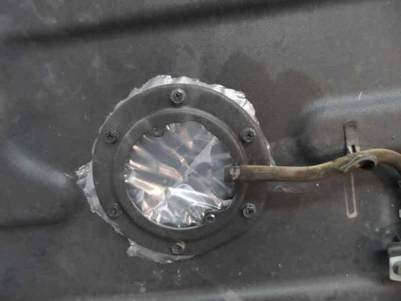 DEPOSITO COMBUSTIBLE SUZUKI WAGON R RB 2005 1.3 DDIS D (69 CV)