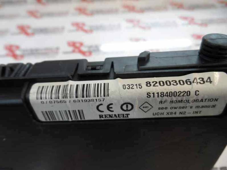 CAJA RELES FUSIBLES RENAULT MEGANE II CLASSIC BERLINA 2003 1.5 DCI D (82 CV)