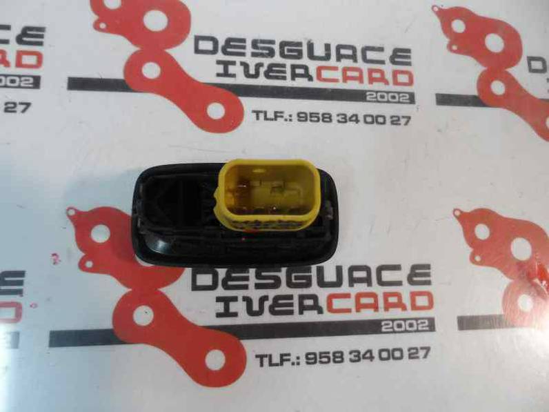 MANDO ELEVALUNAS DELANTERO DERECHO FORD FIESTA 2010 1.4 TDCI (68 CV)