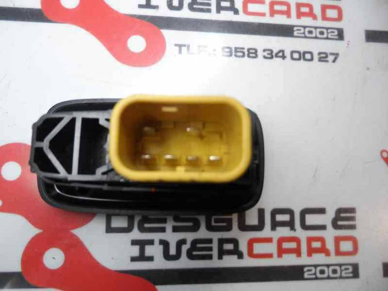 MANDO ELEVALUNAS DELANTERO DERECHO FORD FIESTA 2010 1.4 TDCI (68 CV)