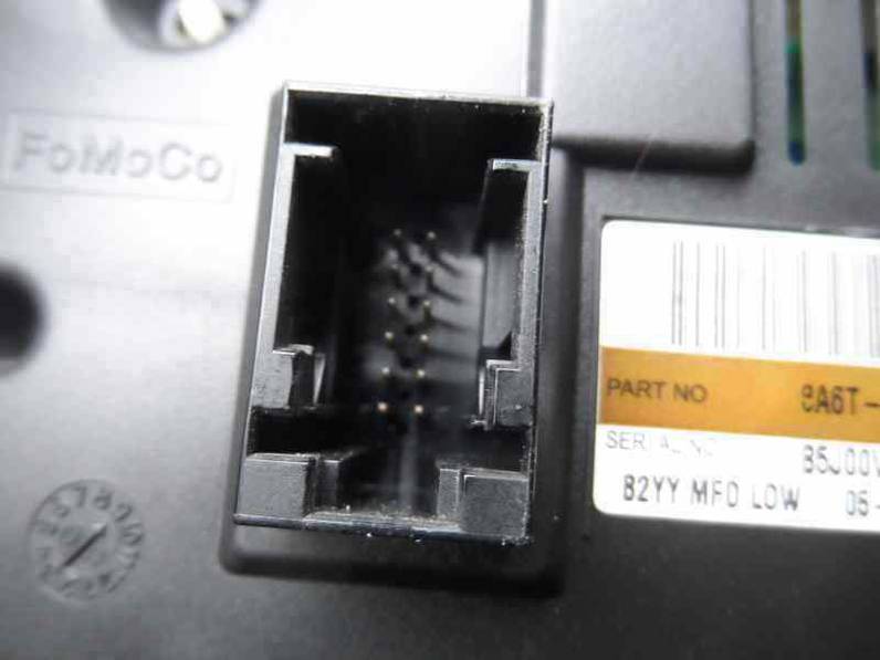 PANTALLA MULTIFUNCION FORD FIESTA 2010 1.4 TDCI (68 CV)