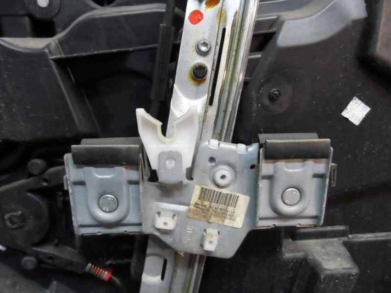 ELEVALUNAS DELANTERO IZQUIERDO FORD FIESTA 2010 1.4 TDCI (68 CV)