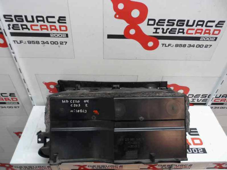 GUANTERA MERCEDES CLASE C BERLINA 2004 2.2 CDI (122 CV)