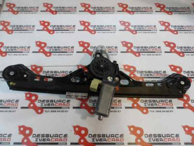 ELEVALUNAS TRASERO DERECHO MERCEDES CLASE C BERLINA 2004 2.2 CDI (122 CV)