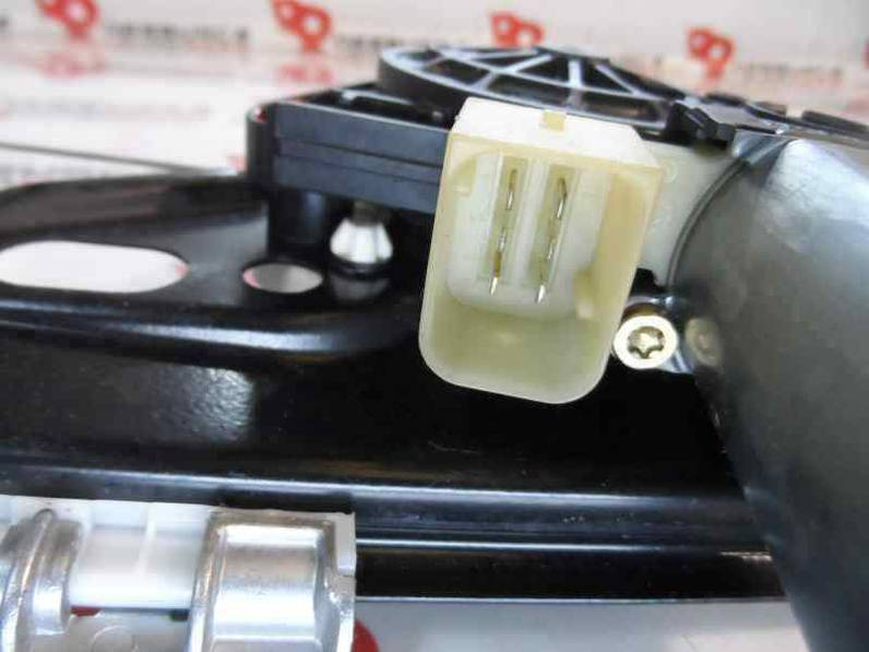 ELEVALUNAS TRASERO DERECHO MERCEDES CLASE C BERLINA 2004 2.2 CDI (122 CV)