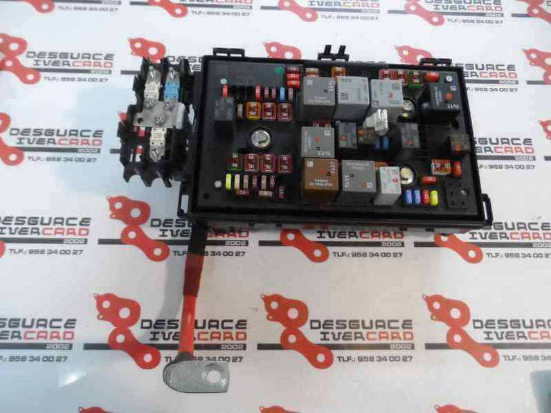 CAJA RELES FUSIBLES OPEL ASTRA J LIM 2012 2.0 16V CDTI (165 CV)