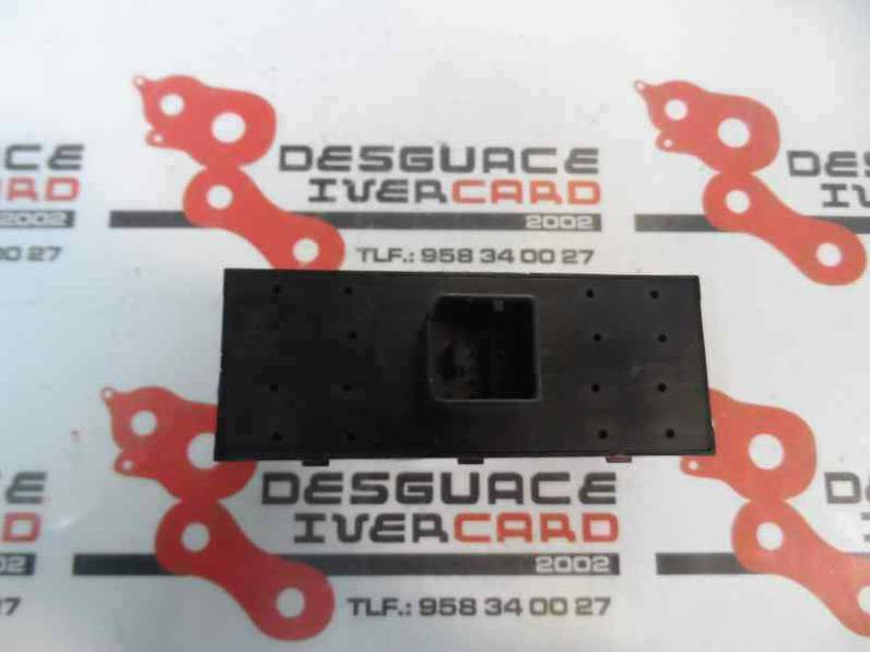 MANDO ELEVALUNAS DELANTERO IZQUIERDO SEAT LEON 2006 1.6 (102 CV)