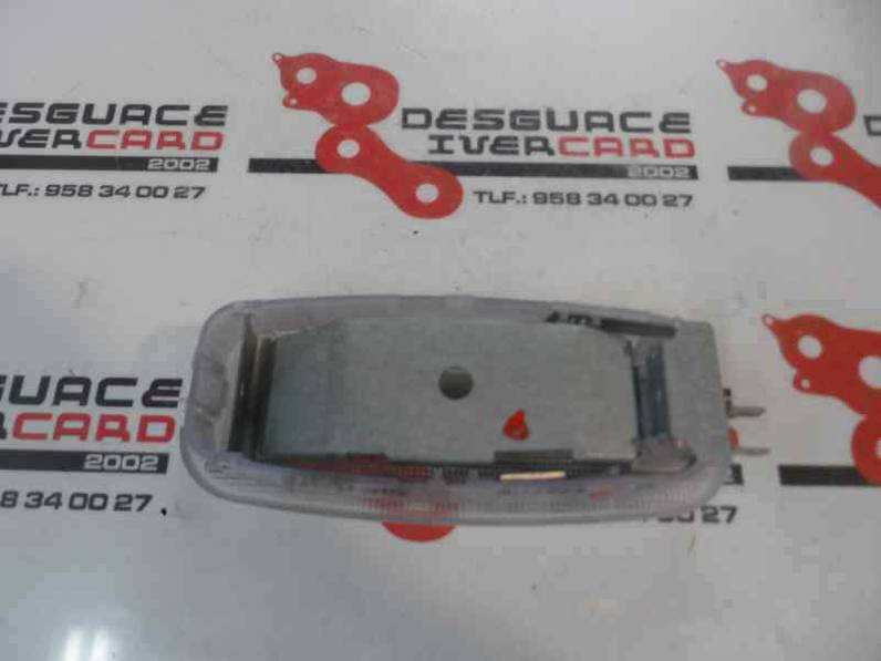LUZ INTERIOR MERCEDES CLASE CLK COUPE 2004 2.7 CDI 20V (170 CV)