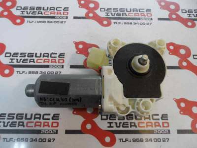 MOTOR ELEVALUNAS DELANTERO IZQUIERDO MERCEDES CLASE CLK COUPE 2004 2.7 CDI 20V (170 CV)