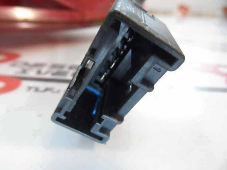 PILOTO TRASERO DERECHO CITROEN C4 BERLINA 2007 1.6 16V (109 CV)