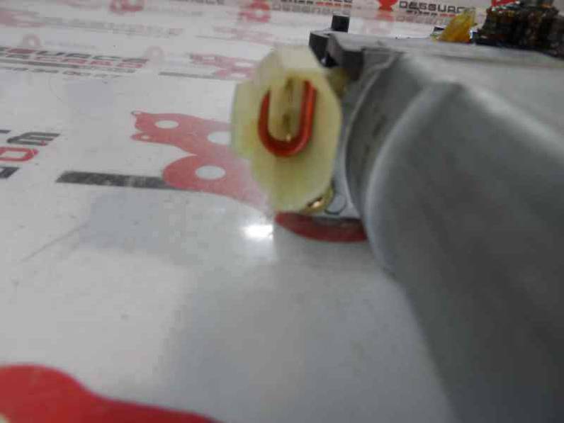 MOTOR ELEVALUNAS TRASERO DERECHO KIA SPORTAGE 2005 2.0 TURBODIESEL (113 CV)