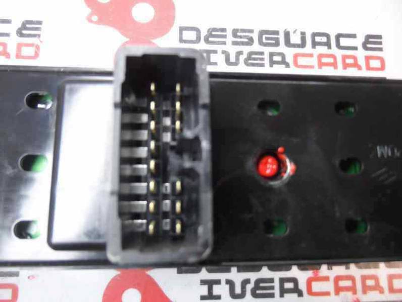 MANDO ELEVALUNAS DELANTERO DERECHO KIA SPORTAGE 2005 2.0 TURBODIESEL (113 CV)