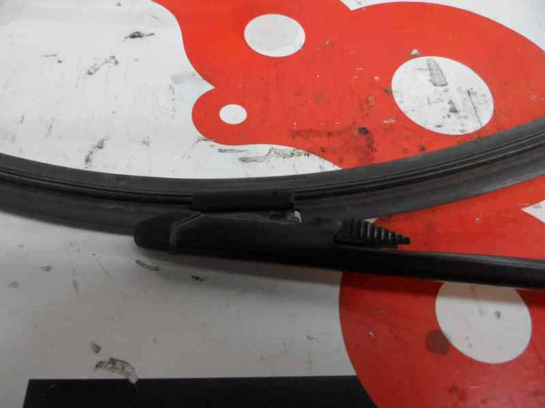 BRAZO LIMPIA DELANTERO IZQUIERDO CITROEN C4 BERLINA 2007 1.4 16V (88 CV)