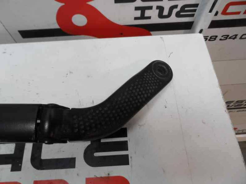 BRAZO LIMPIA DELANTERO IZQUIERDO CITROEN C4 BERLINA 2007 1.4 16V (88 CV)