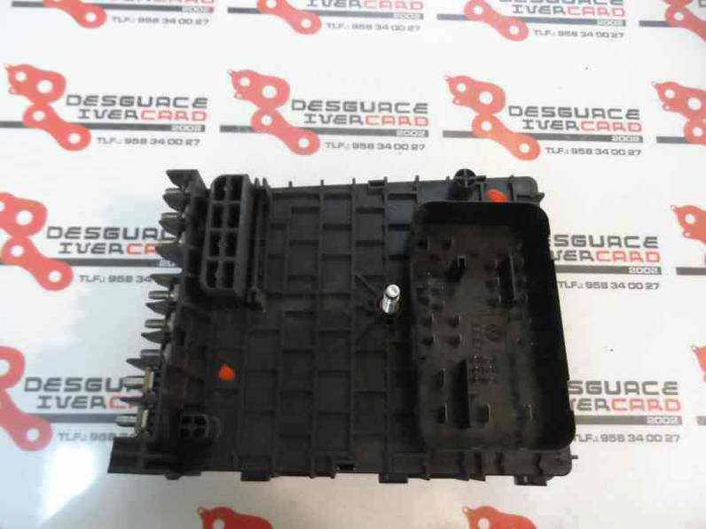 CAJA RELES FUSIBLES VOLKSWAGEN PASSAT VARIANT 2008 2.0 TDI (140 CV)