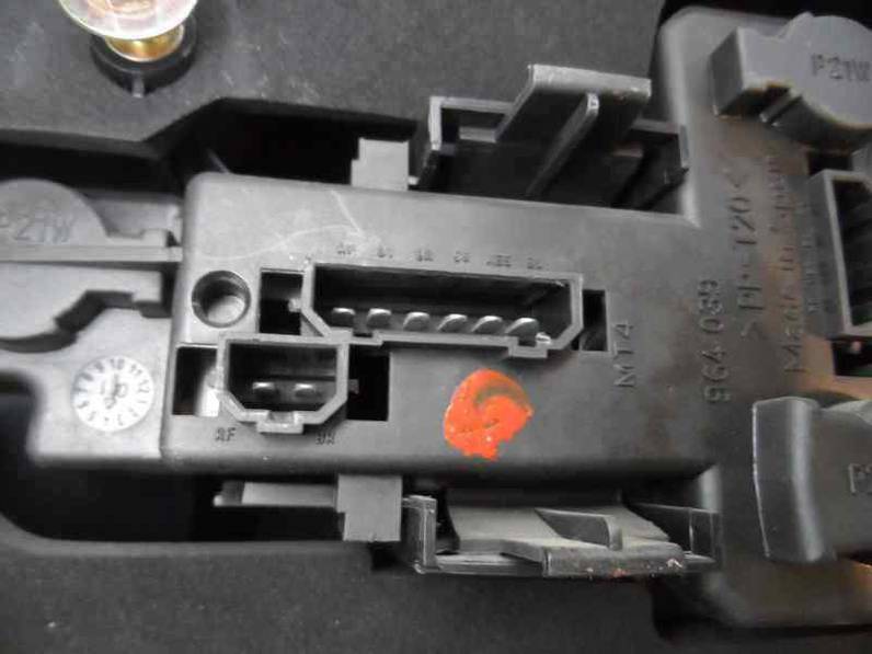 PILOTO TRASERO IZQUIERDO SEAT IBIZA 2002 1.4 (60 CV)