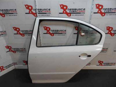 PUERTA TRASERA IZQUIERDA SKODA OCTAVIA BERLINA 2012 1.6 (102 CV)