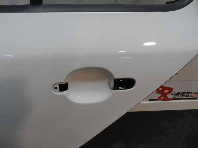 PUERTA TRASERA IZQUIERDA SKODA OCTAVIA BERLINA 2012 1.6 (102 CV)