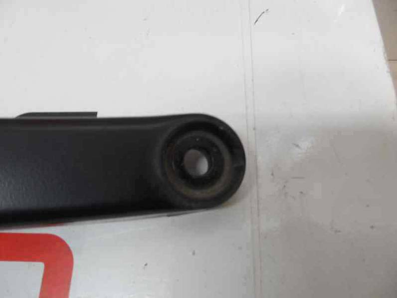 BRAZO LIMPIA DELANTERO DERECHO SKODA OCTAVIA BERLINA 2012 1.6 (102 CV)