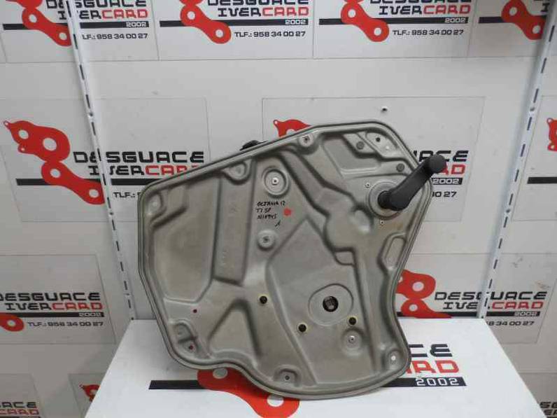 ELEVALUNAS TRASERO IZQUIERDO SKODA OCTAVIA BERLINA 2012 1.6 (102 CV)