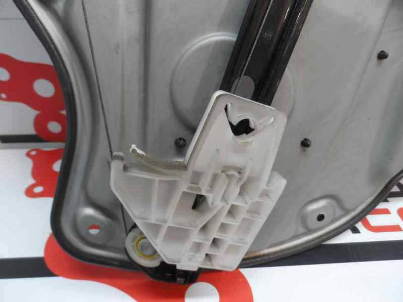 ELEVALUNAS TRASERO IZQUIERDO SKODA OCTAVIA BERLINA 2012 1.6 (102 CV)