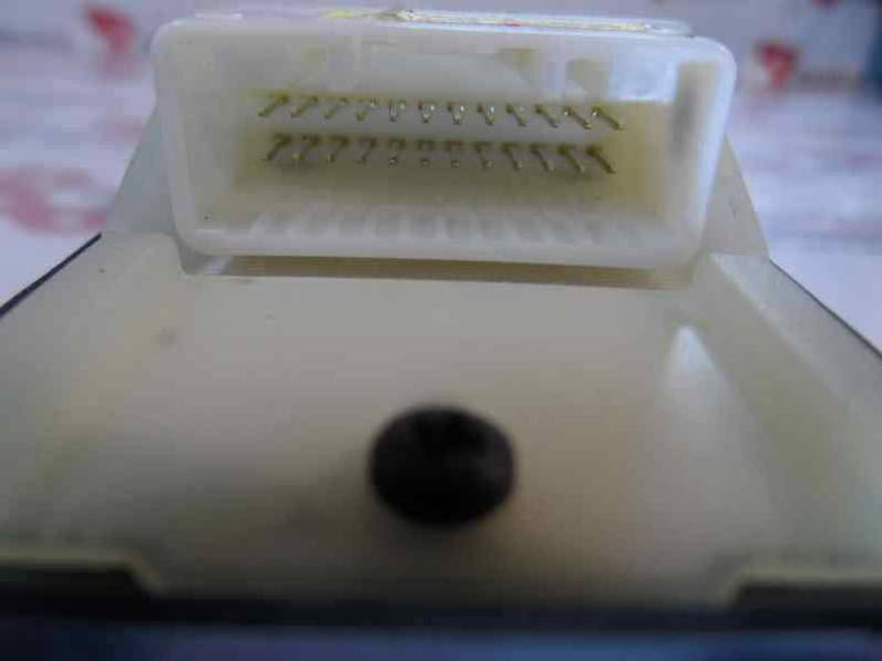 MANDO ELEVALUNAS DELANTERO IZQUIERDO TOYOTA AVENSIS CROSS SPORT 2008 2.0 D-4D (126 CV)