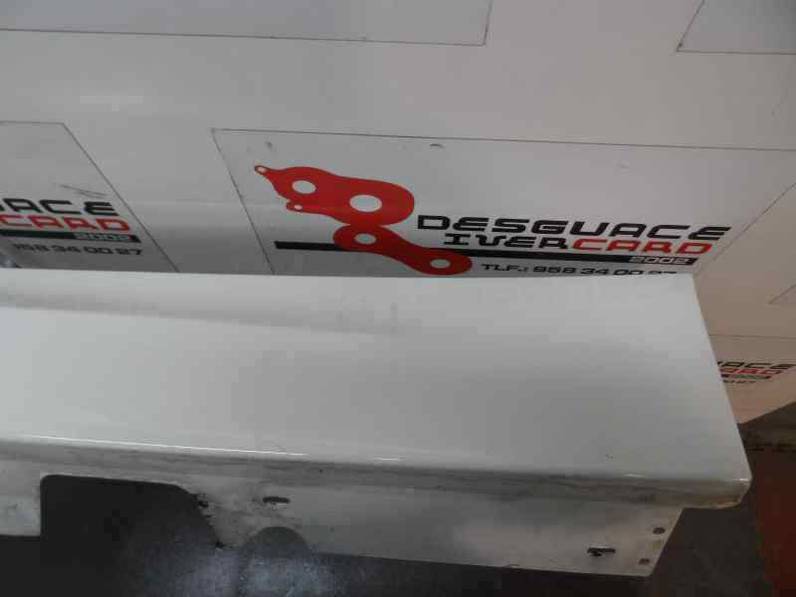 FALDON LATERAL BMW SERIE 3 BERLINA 2010 2.0 TURBODIESEL (143 CV)