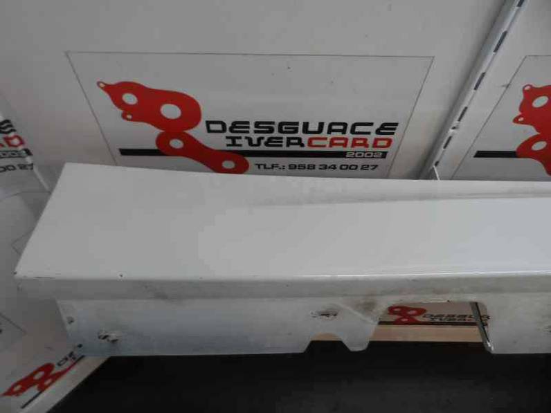 FALDON LATERAL BMW SERIE 3 BERLINA 2010 2.0 TURBODIESEL (143 CV)