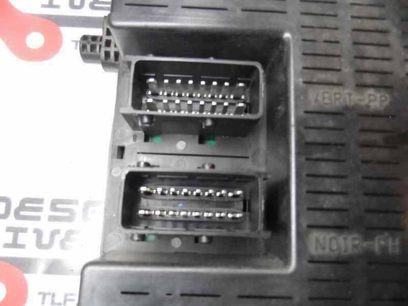 CAJA RELES FUSIBLES CITROEN XSARA BERLINA 2002 1.9 D (69 CV)