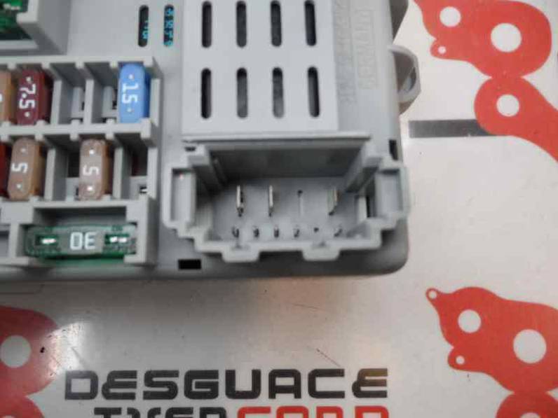 CAJA RELES FUSIBLES BMW SERIE 1 BERLINA 2005 1.6 16V (116 CV)