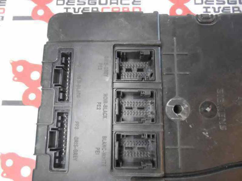 CAJA RELES FUSIBLES RENAULT SCENIC II 2006 1.9 DCI D (131 CV)