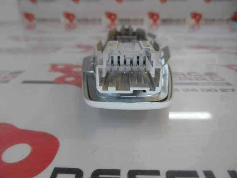 LUZ INTERIOR FORD FOCUS LIM 2011 1.6 TDCI (116 CV)