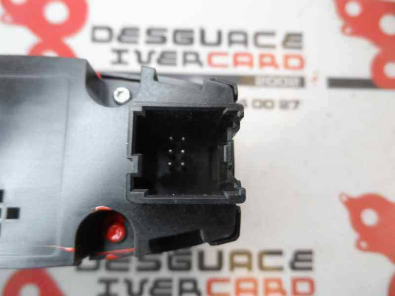 MANDO LUCES FORD FOCUS LIM 2011 1.6 TDCI (116 CV)