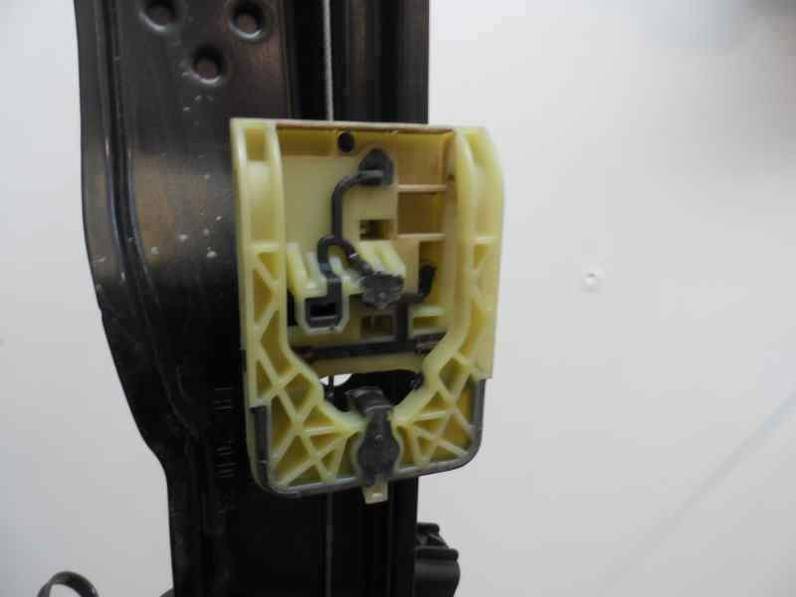 ELEVALUNAS DELANTERO IZQUIERDO FORD FOCUS LIM 2011 1.6 TDCI (116 CV)