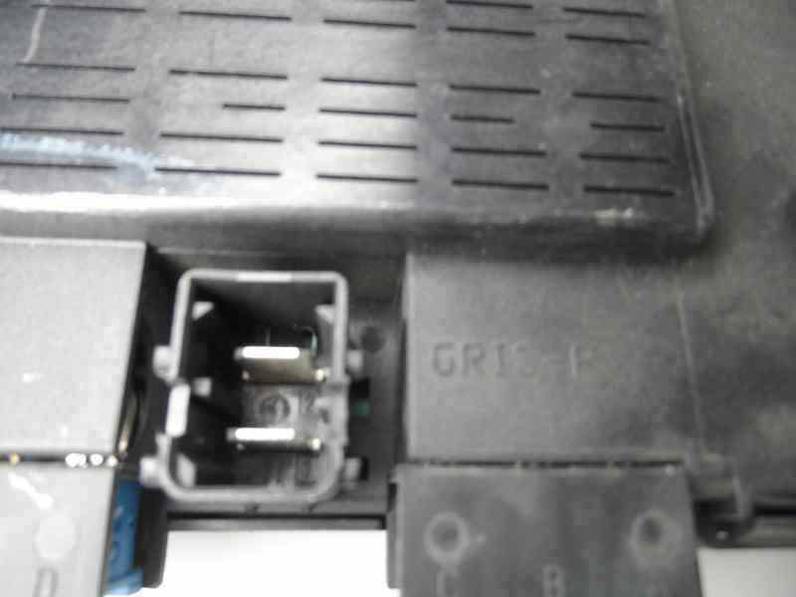 CAJA RELES FUSIBLES CITROEN XSARA BERLINA 1997 1.6 16V (109 CV)