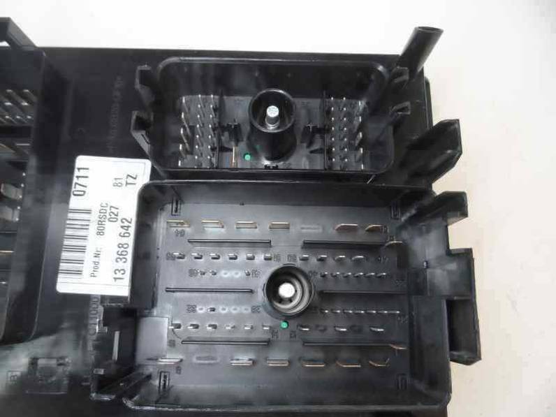 CAJA RELES FUSIBLES OPEL ASTRA J LIM 2014 1.7 16V CDTI (110 CV)