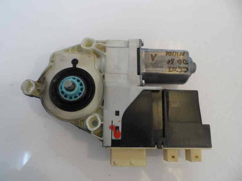 MOTOR ELEVALUNAS DELANTERO DERECHO CITROEN C5 BERLINA 2007 2.0 HDI (136 CV)