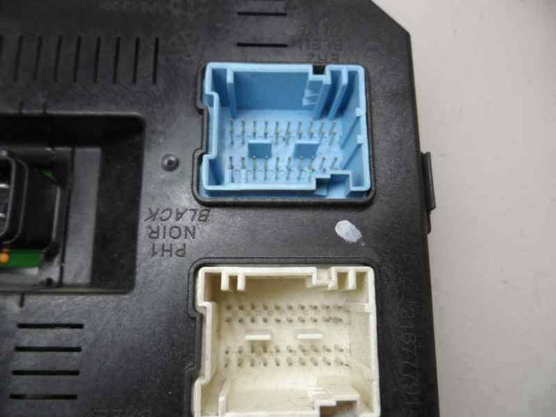 CAJA RELES FUSIBLES CITROEN C5 BERLINA 2007 2.0 HDI (136 CV)