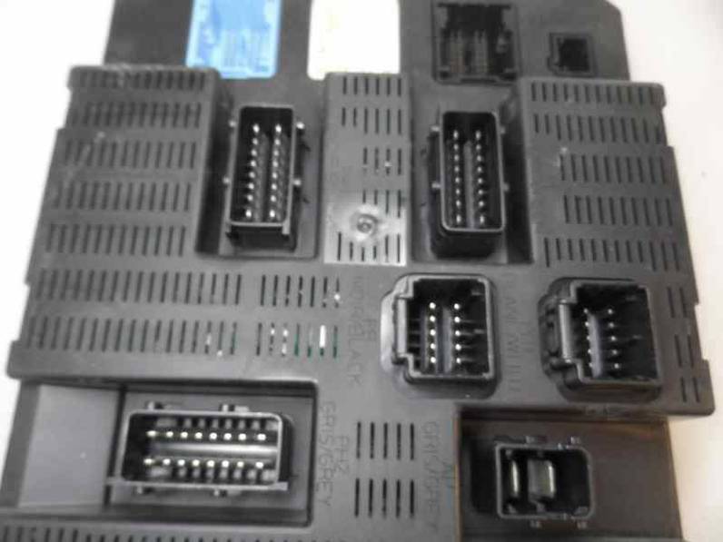 CAJA RELES FUSIBLES PEUGEOT 207 2007 1.6 HDI FAP (109 CV)