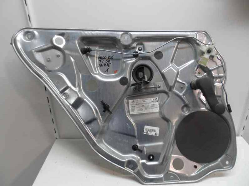 ELEVALUNAS TRASERO IZQUIERDO VOLKSWAGEN POLO 2006 1.4 TDI (69 CV)