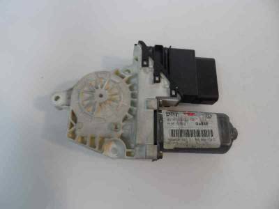 MOTOR ELEVALUNAS TRASERO IZQUIERDO VOLKSWAGEN GOLF V BERLINA 2004 1.9 TDI (105 CV)