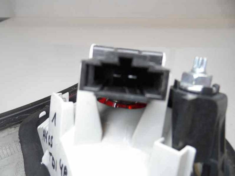 PILOTO TRASERO DERECHO AUDI A4 BERLINA 2005 1.9 TDI (116 CV)