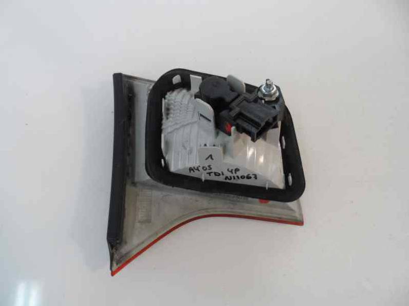 PILOTO TRASERO DERECHO AUDI A4 BERLINA 2005 1.9 TDI (116 CV)