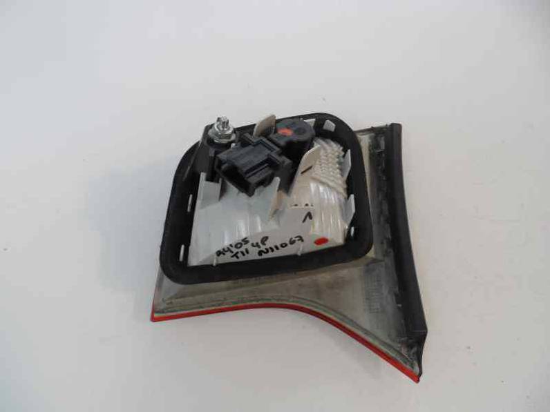 PILOTO TRASERO IZQUIERDO AUDI A4 BERLINA 2005 1.9 TDI (116 CV)