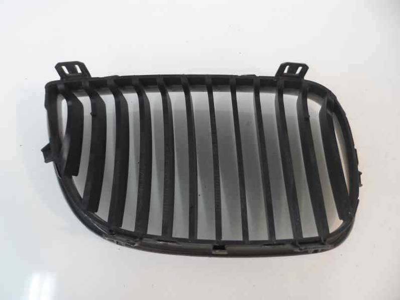CALANDRA DELANTERA DE RADIADOR BMW SERIE 1 BERLINA 2005 1.6 16V (116 CV)