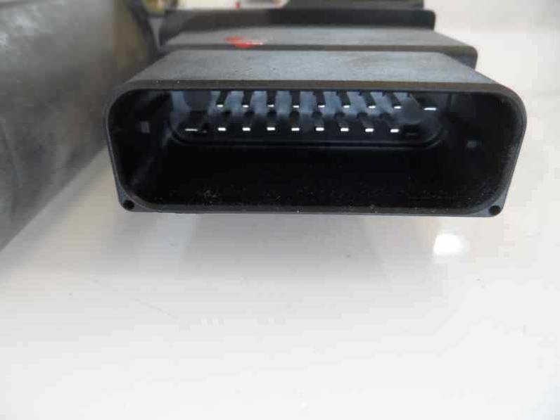 MOTOR ELEVALUNAS TRASERO DERECHO VOLKSWAGEN GOLF V BERLINA 2004 1.9 TDI (105 CV)