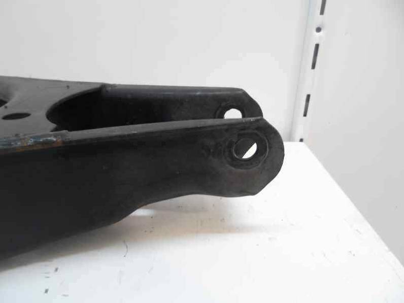 BRAZO SUSPENSION INFERIOR TRASERO IZQUIERDO VOLKSWAGEN GOLF V BERLINA 2004 1.9 TDI (105 CV)