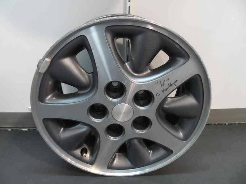 LLANTA CHRYSLER VOYAGER 1996