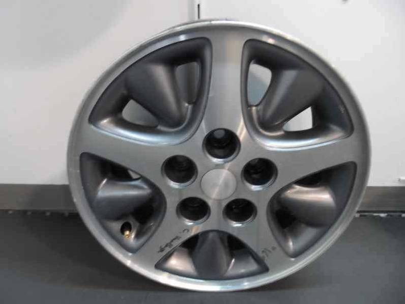 LLANTA CHRYSLER VOYAGER 1996